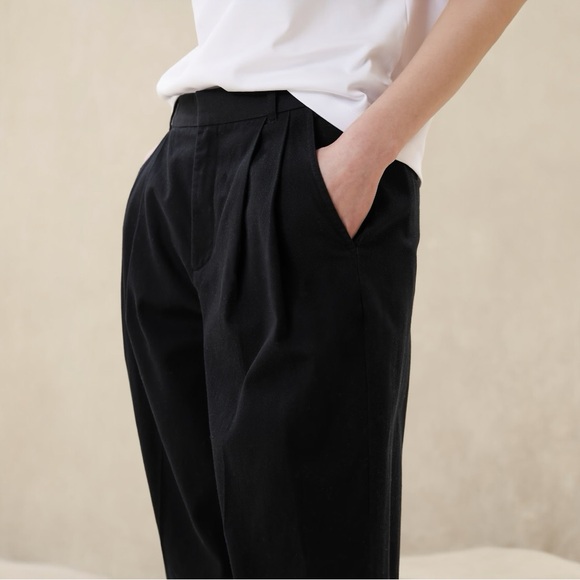 NWT Banana Republic Pleated Trouser - Picture 3 of 5